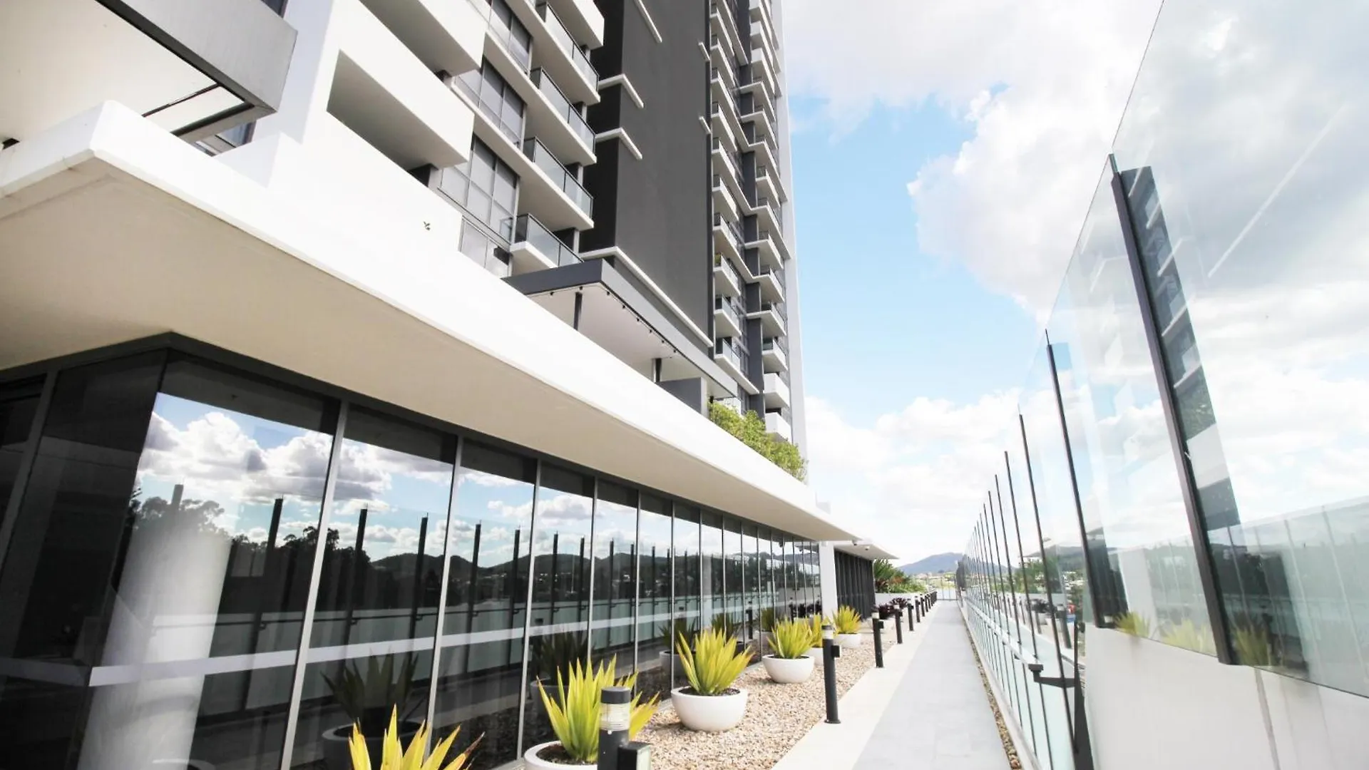 Hearty Milton Apartments Brisbane