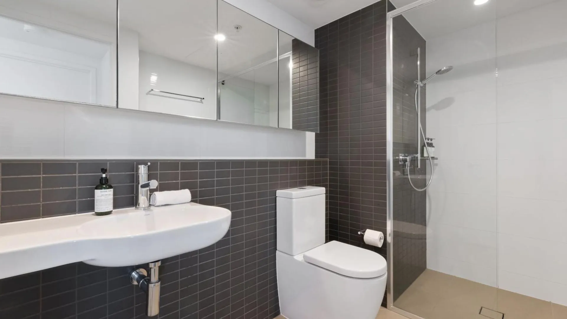 Hearty Milton Apartments Brisbane